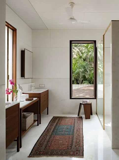 Copper House II master bathroom with Indian Ambaji marble - Beautiful Homes